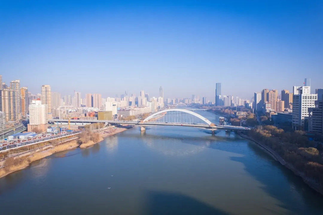 2025年郑州中小企业工商注册新规要点及合规管理指引